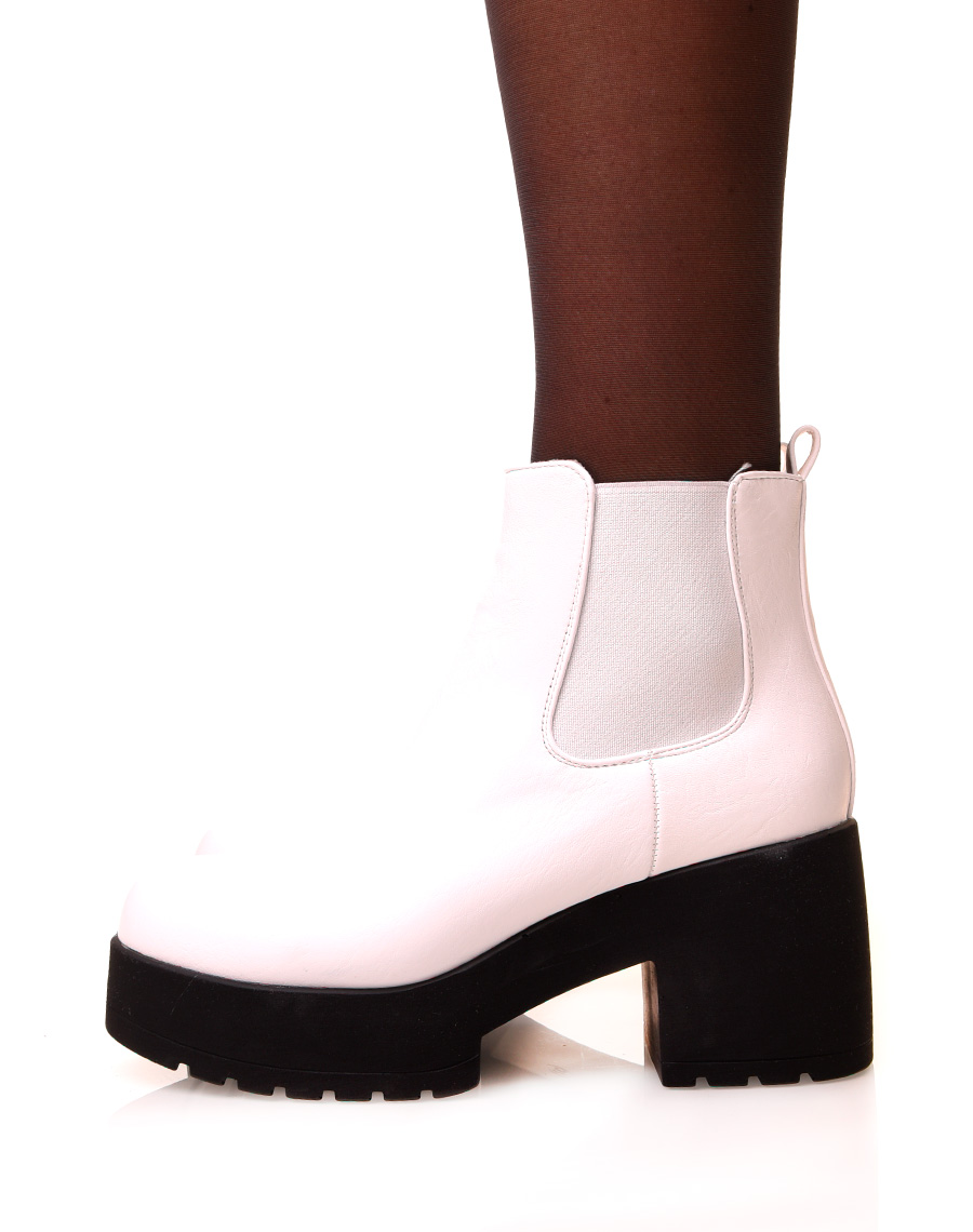 Chaussures femme : Bottines blanches à plateforme