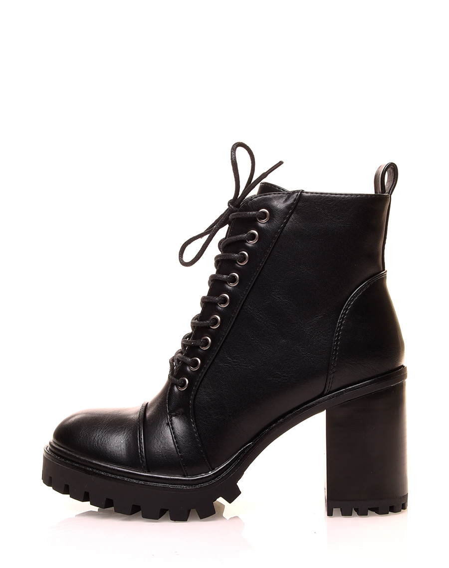 Chaussures femme : Bottines noires à talons et à lacets