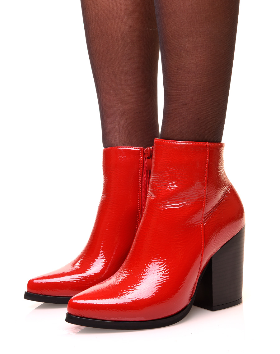 Chaussure femme : Bottines rouges vernies à talons carrés