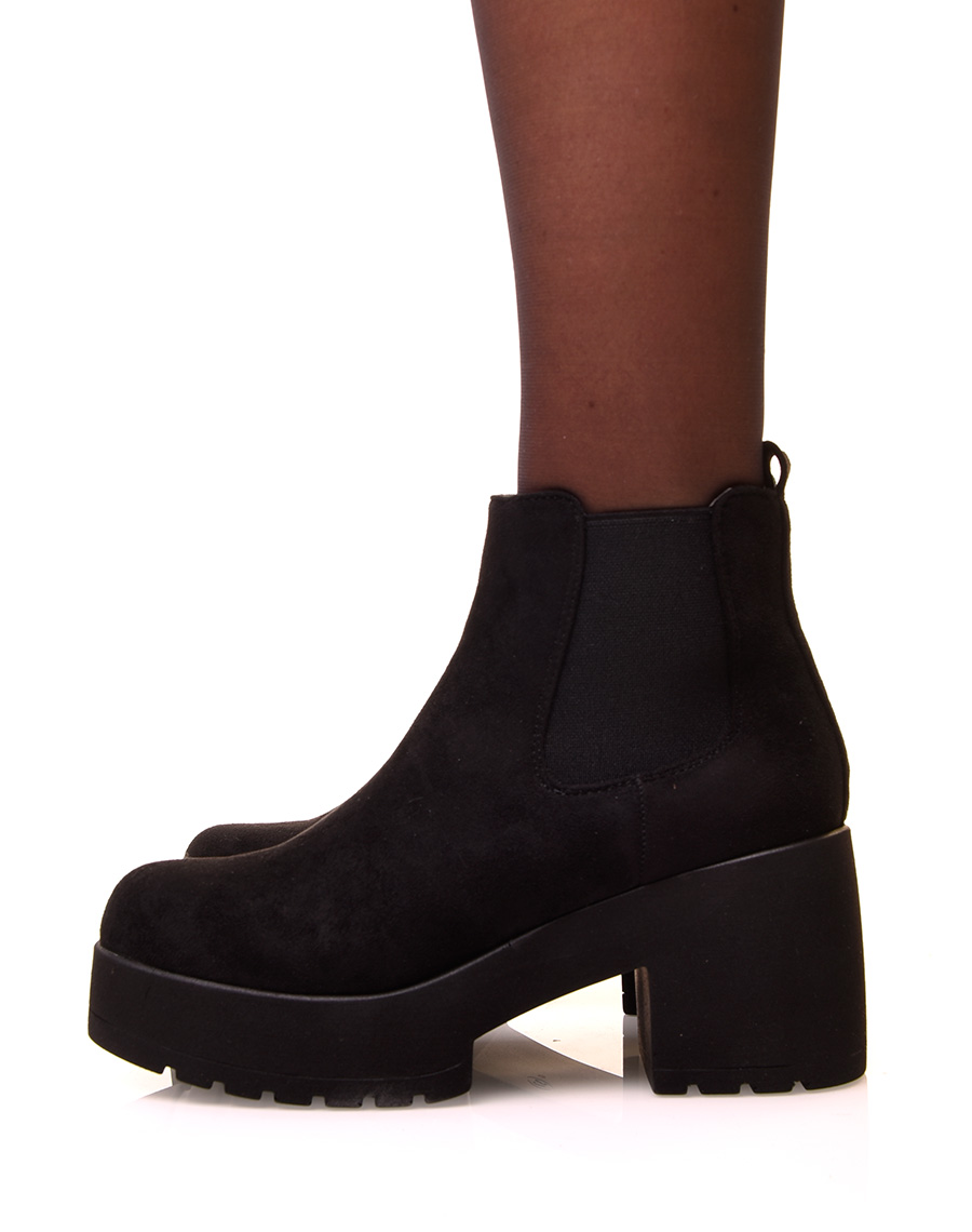 Chaussures femme : Chelsea boot noires en suédine à plateforme