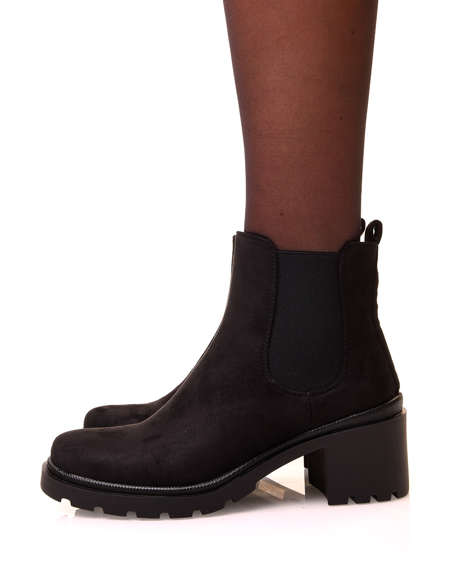 Chaussures femme : Chelsea boot noires en suédine à semelle crantée
