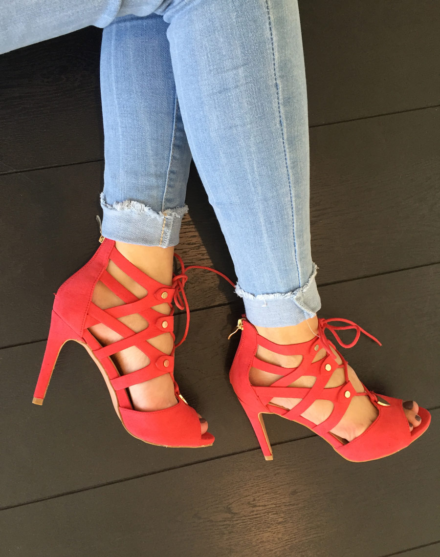 Chaussure femme : Escarpin rouge à lacet